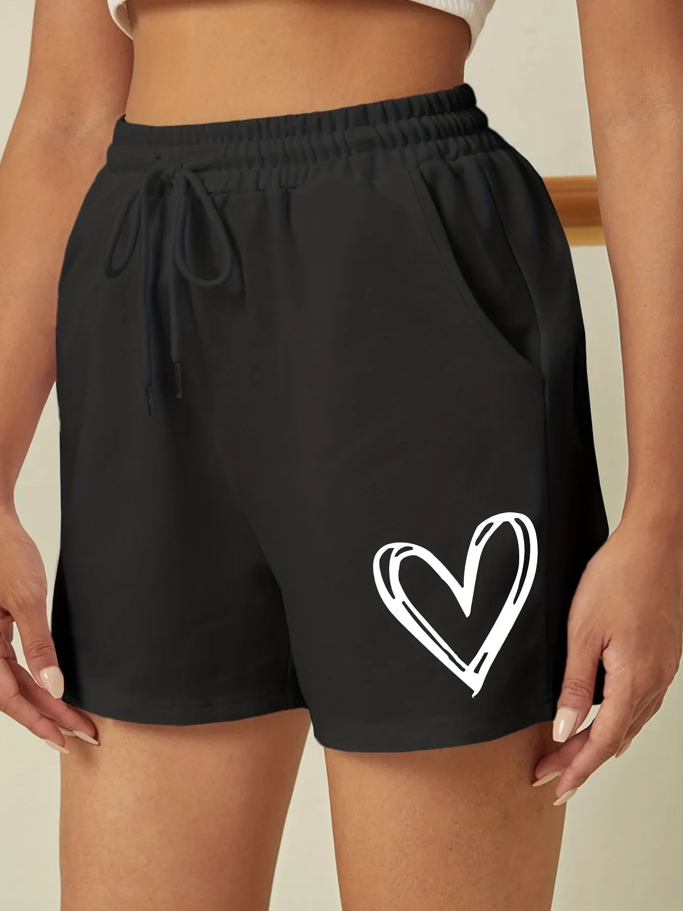 Chic Heart Print Drawstring Shorts for Womens Sports Casual Wear