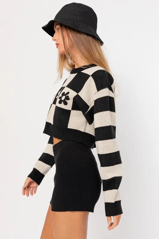 TEEK - Long Sleeve Crop Block Sweater